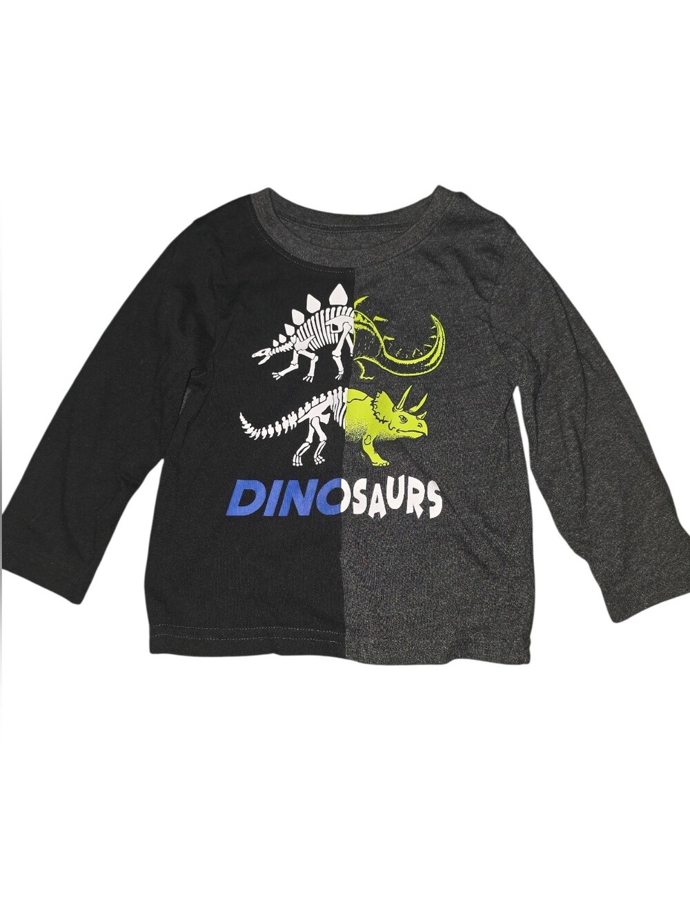 9/8/24. Boys Garanimals Dino Shirt(PRICE IS FIRM IF YOUR JUST BUYING THIS ITEM)